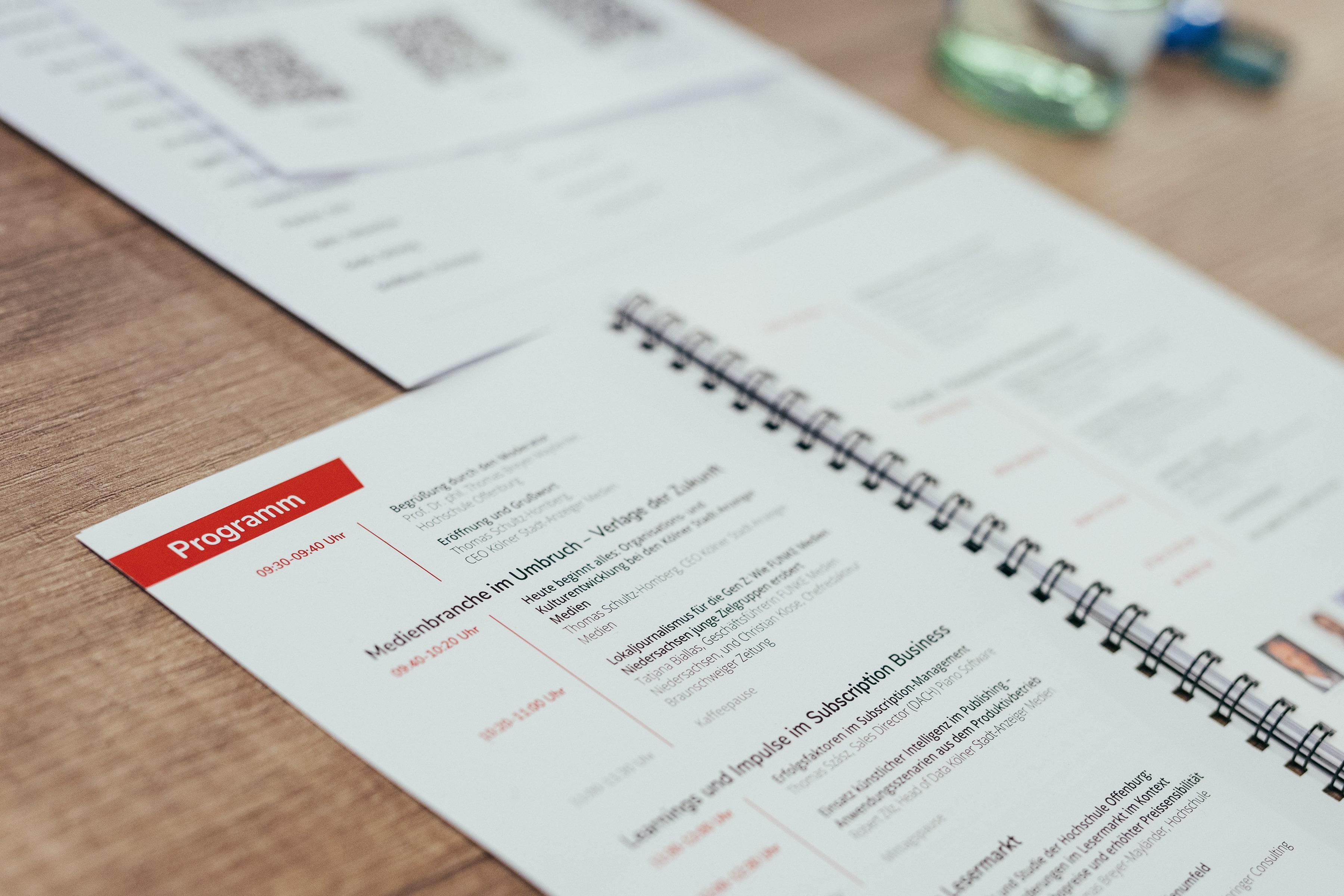 Aufgeschlagenes Programmheft zum Medienhaus/NEXT/